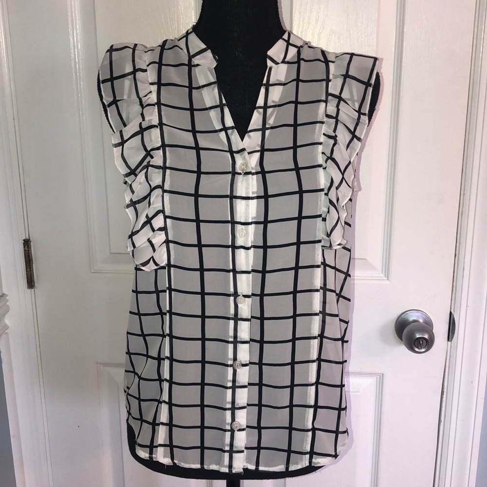 Sleeveless Blouse